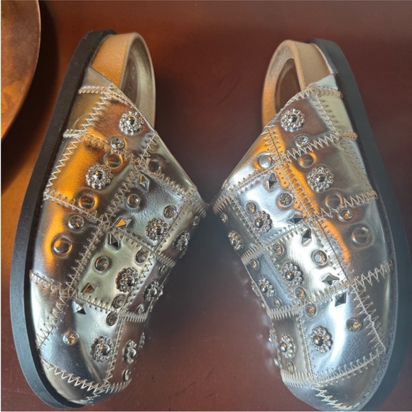 Azalea Wang Anslie Studded Mules Gold & Silver  8 - Picture 5 of 9